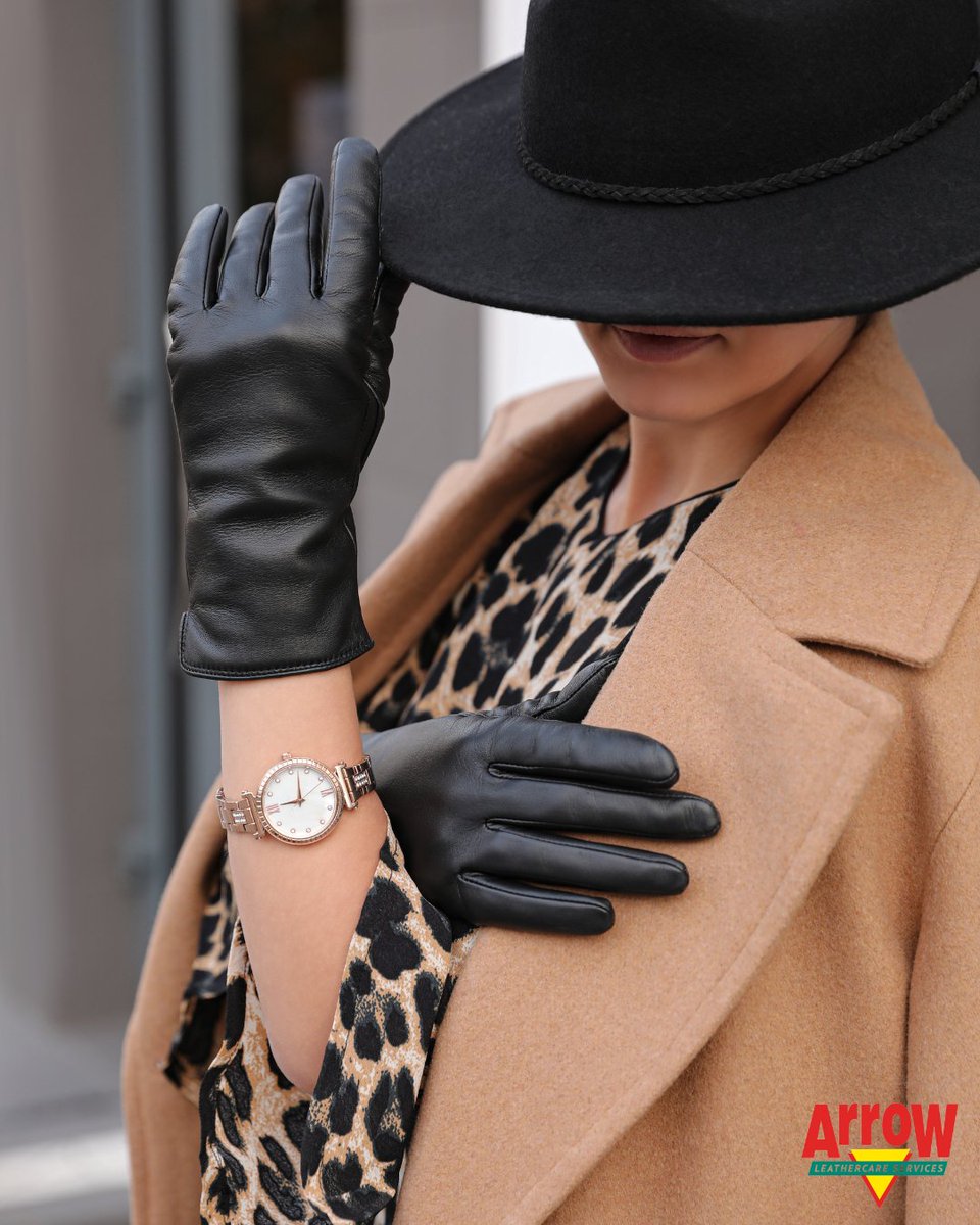 Your gloves deserve some love. Our skilled hands work wonders, ensuring your gloves stay timeless. 🕰️💖