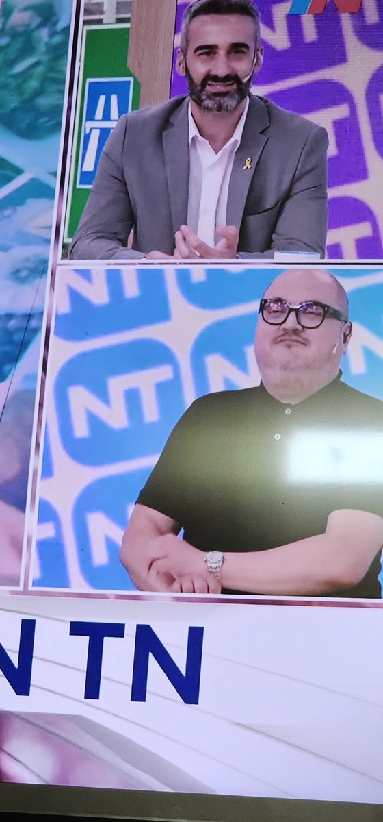 Que mal me cae este gordo puto !!!