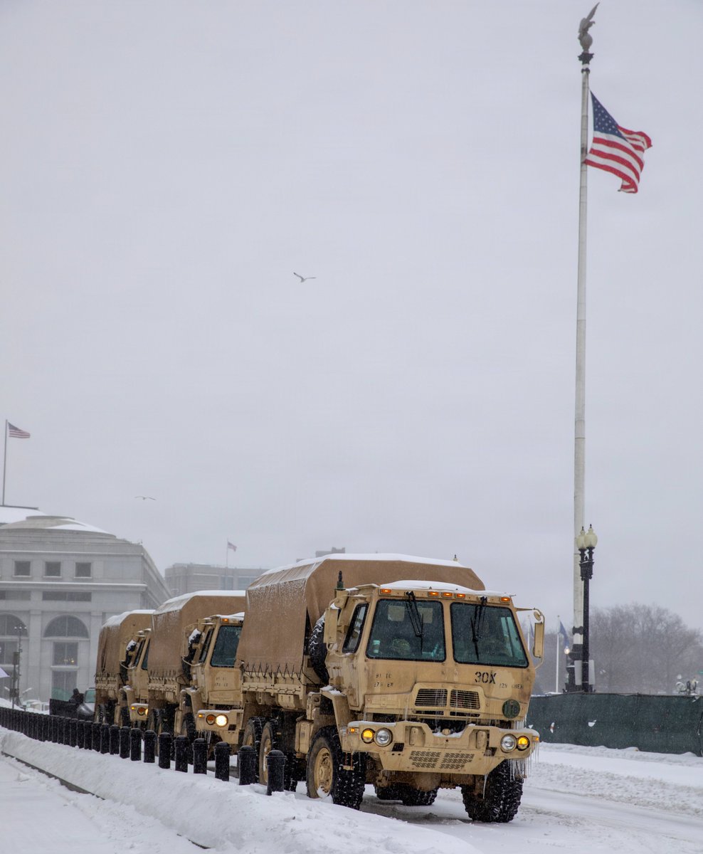 Approximately 2,500 National Guard members continue to support the D.C. Safe and Beautiful mission during winter weather operations &amp; working alongside local and federal partners to help ensure public safety across the nation’s capital. #DCSafe https://t.co/6ZXsFTMXd5