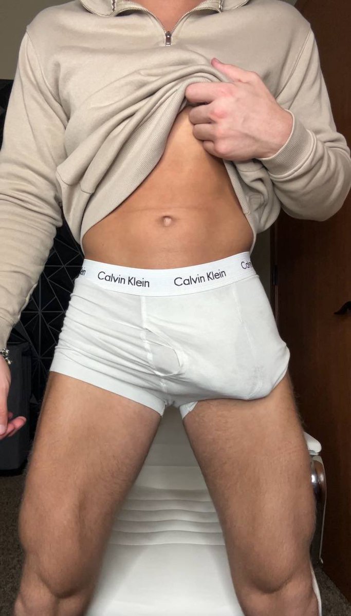 jackvander12's tweet photo. I wanna show you something 🤫😉…
Type “yes” and check ur Dm’s https://t.co/JVJ5wJOFxL