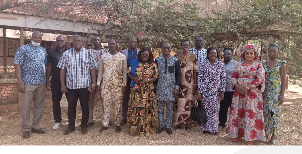 CAPSSR - BF tweet media