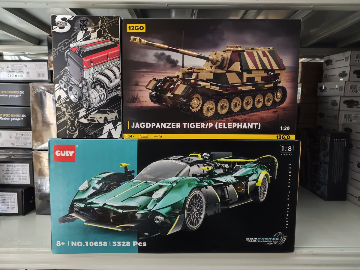 _YWOBB's tweet photo. Wow, a lot of cool sets are instock in YWOBB now, we'll try to supply more to our overseas warehouse, then friends can get them in better price with original box, hope friends like them and thanks for your support 😁👍👍

Here's the link👇
https://t.co/MTZEv3BtXt https://t.co/Xo8SVwhFr4