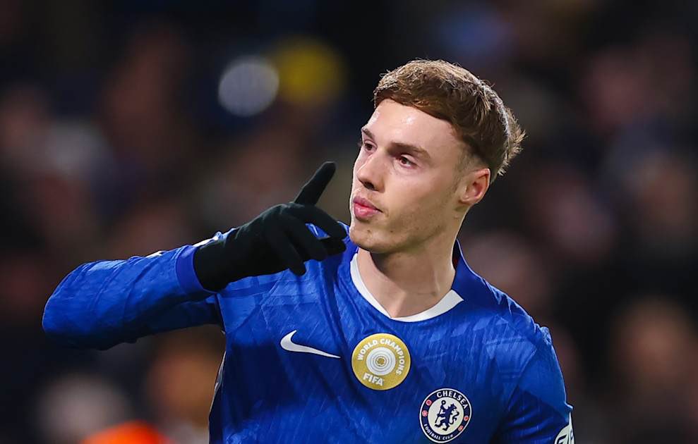 mufcMPB's tweet photo. 🚨 JUST IN:

Sources say Cole Palmer would NOT entertain a return to Manchester City, but he would WELCOME any interest from Manchester United.

Palmer misses his hometown of Wythenshawe and frequently returns to see family and friends.

#MUFC [@samuelluckhurst] https://t.co/Rop541fDXS