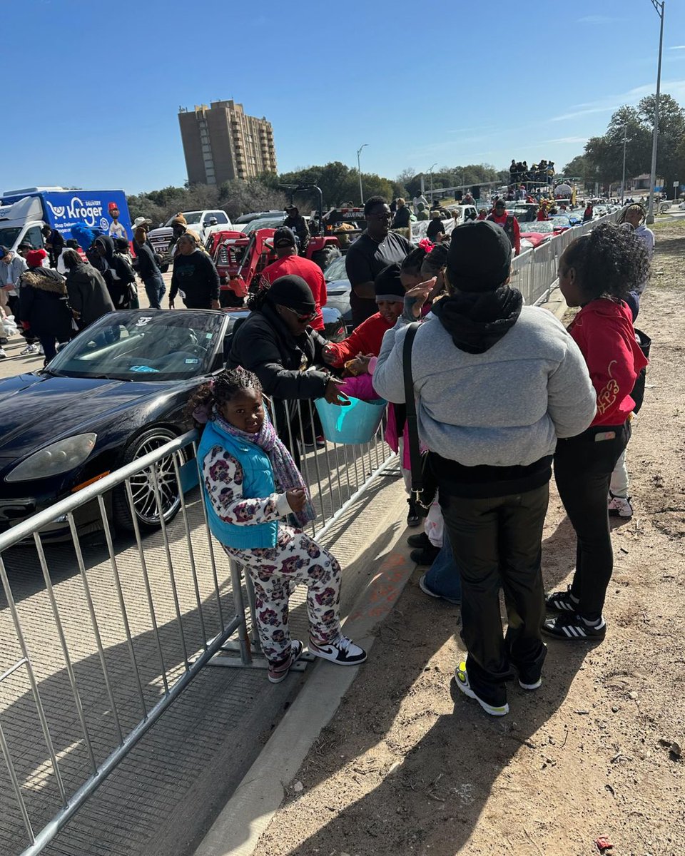 Ruthie's Fueled by Good tweet media