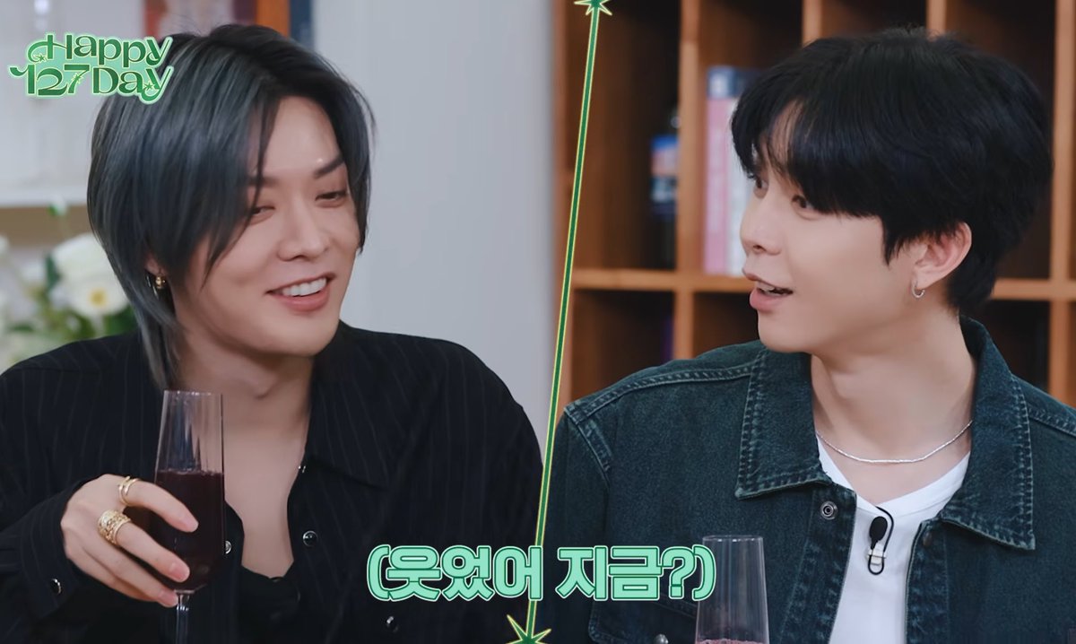 เหนือสิ่งอื่นใด นี่ดีใจมากที่ได้เห็นรอยยิ้มแบบนี้ของยูตะอีกครั้ง healing smile แม่งมีอยู่จริง คือยิ้มแล้วโลกสดใสมากสุดๆ ขอให้เป็นปีที่ยิ้มเยอะๆเลยน้าอ้วงงง