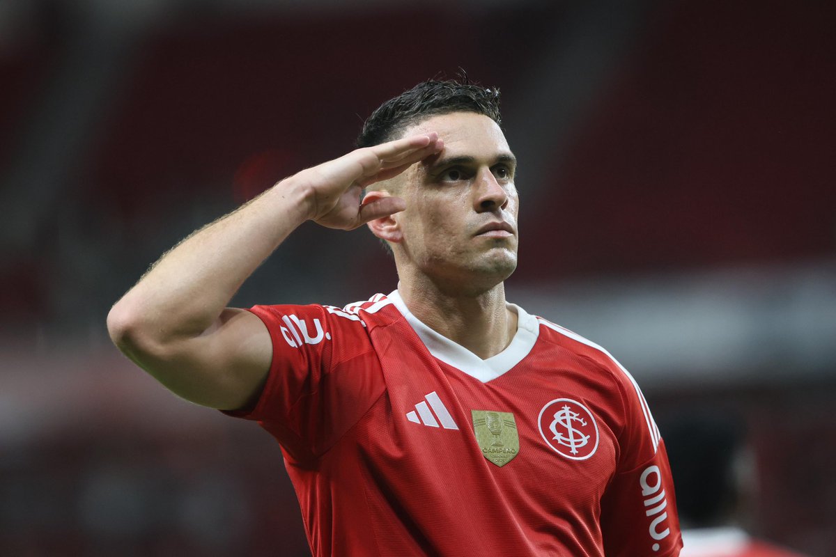 RafaelBorre_'s tweet photo. El gre NAL 449 es rojo y se quedó en casa🏟️❤️🫡

Gracias Dios⚽️⚽️🙏🏼

—

O gre NAL 449 é vermelho e ficou em casa 🏟️❤️🫡

Obrigado, Deus ⚽️⚽️🙏🏼 https://t.co/R0btkDurYK