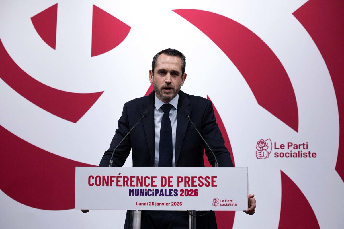 le_Parisien's tweet image. Municipales : le Parti socialiste va présenter 2 000 têtes de liste et n’exclut pas des accords avec LFI au second tour
➡️ l.leparisien.fr/sTt3