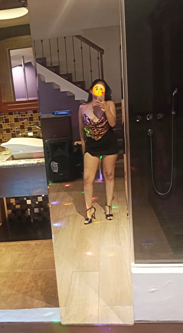 Anita y Santy tweet media