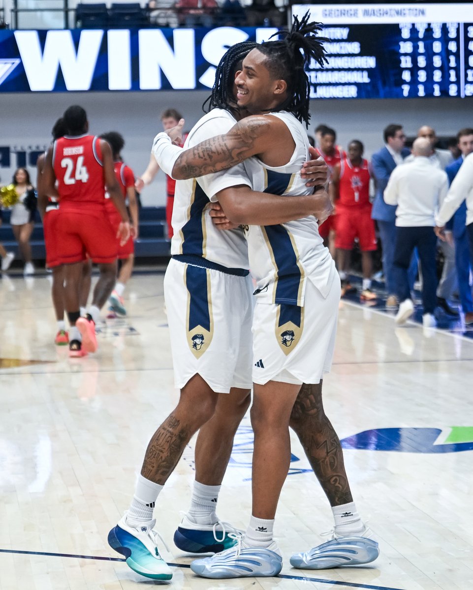 GW Men's Basketball tweet media