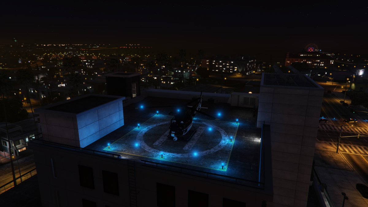 Was für Fieberträume bekommen wir in der State Police heute wieder mit? Oder bekommt Davis heute mal wieder Besuch von einer gewissen Person? Schauen wir mal im Stream was Davis so erlebt: twitch.tv/xdanidii. #LuckyV