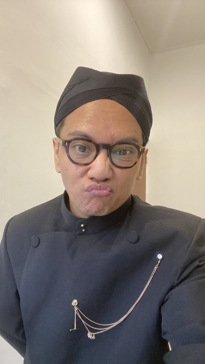 pelukbaik's tweet photo. Fitting done for Tingalan Jumenengan KG Mangkoenagara X kaping papat https://t.co/AlXAeSCbGw