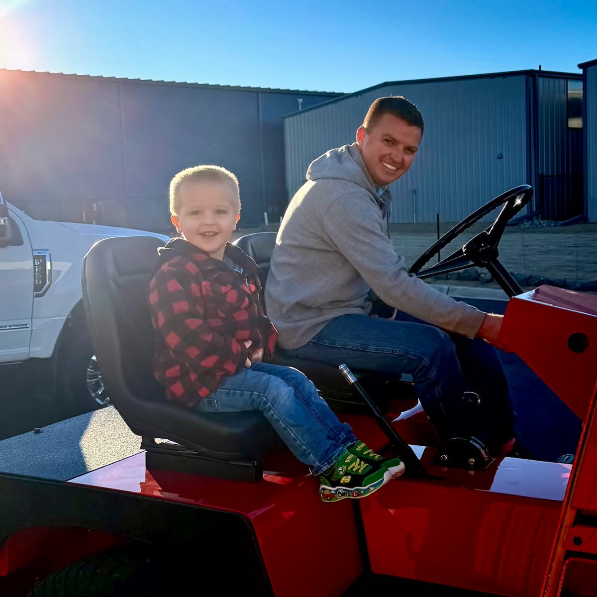 OE Construction tweet media