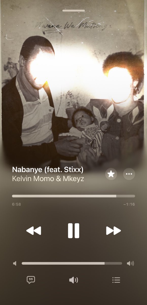 Suwilanji_jpg's tweet photo. You find new favorite songs every time you listen to this masterpiece 
#kelvinmomo https://t.co/z7XUfXvC81