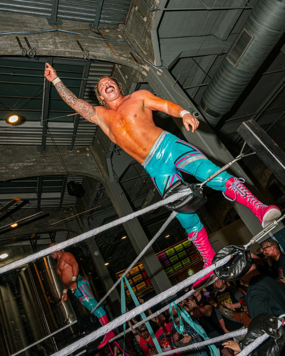 Rhinegeist tweet media