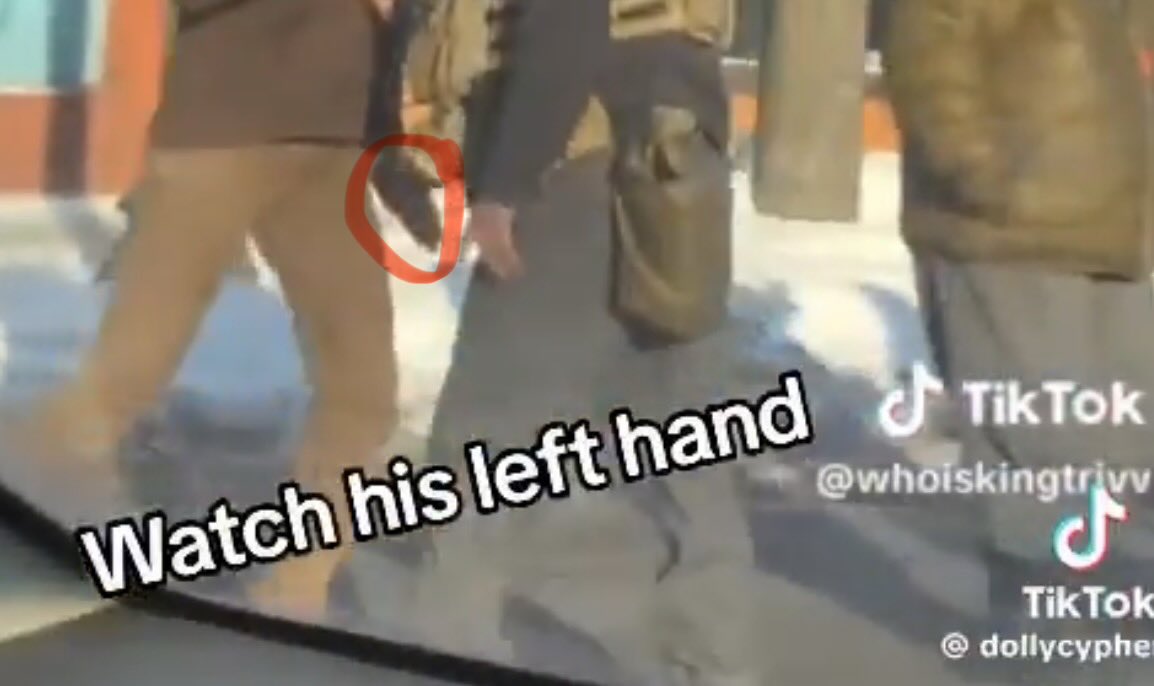 Goliath__Online's tweet photo. @Israel2252 Why are you fucking LYING??? His left hand was empty. You’re purposely using a low quality video. His left hand is EMPTY https://t.co/86hMwZO8kO