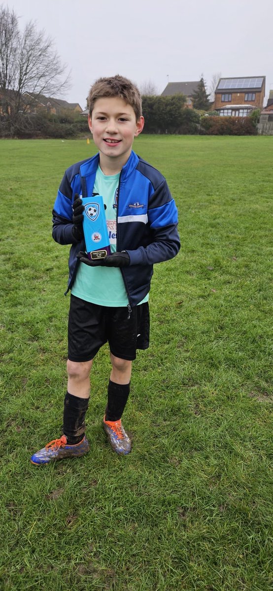 💙⚽️ Our under 10s also managed to get a game in last weekend and keep their unbeaten season going with a 6 goal win ⚽️ Players of the week went to Charlie and Maxim 🏆 Well done boys 💙