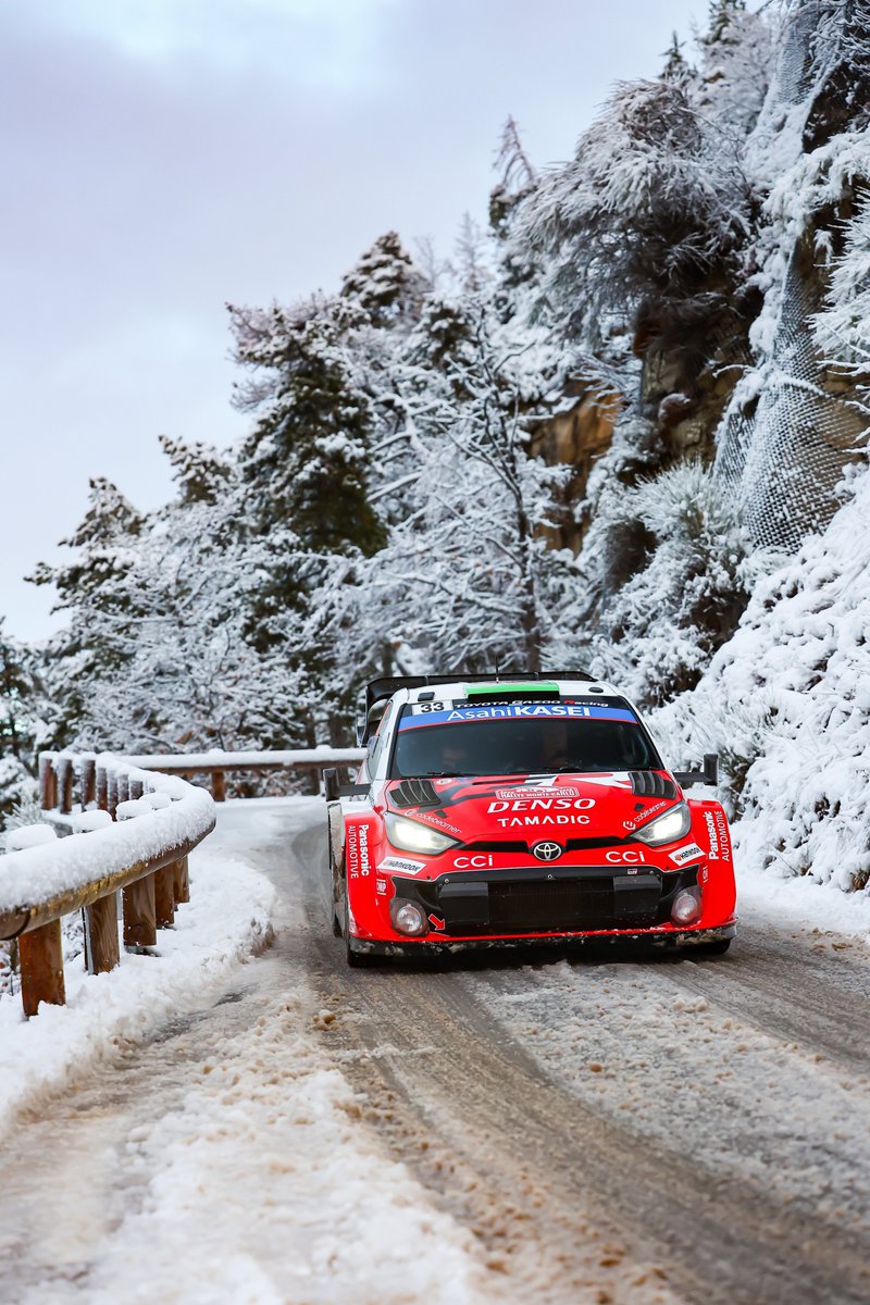 DavidCabaleiro3's tweet photo. Les dejo unos fondos de pantalla para el tlf de este Rally de Monte Carlo https://t.co/0XRVPHU8Ns