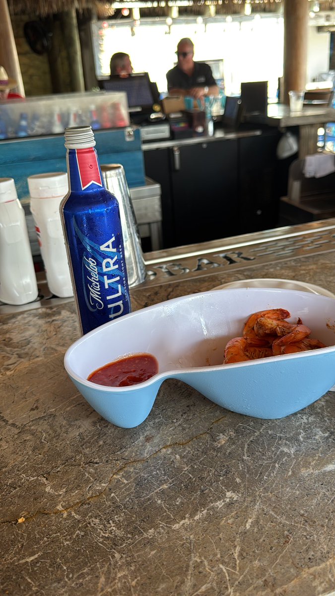 JakeOctagon's tweet image. Beer, old bay shrimp, and a waitress with a back tat