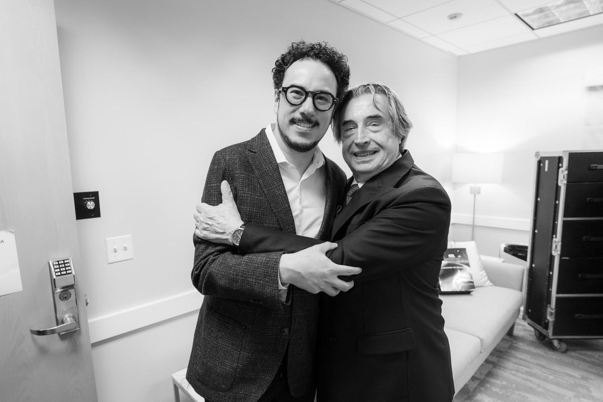 Sebastián Patiño tweet media