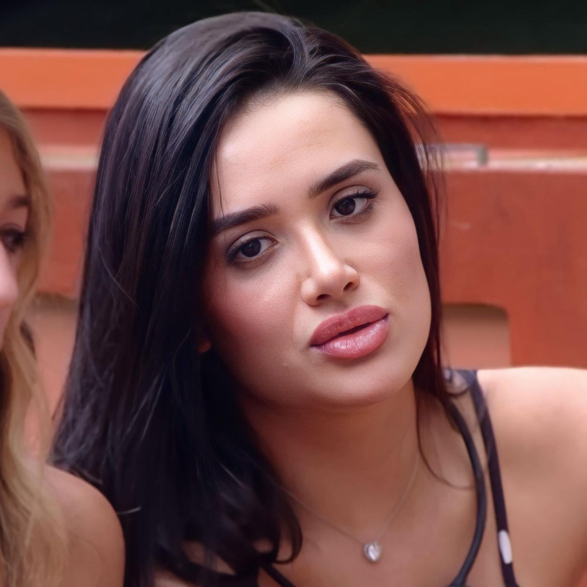 iconssedits's tweet photo. icons jordana ⚡️ 
fav/rt se pegar e se usar dê os créditos #BBB26 https://t.co/jeQEt4vi58