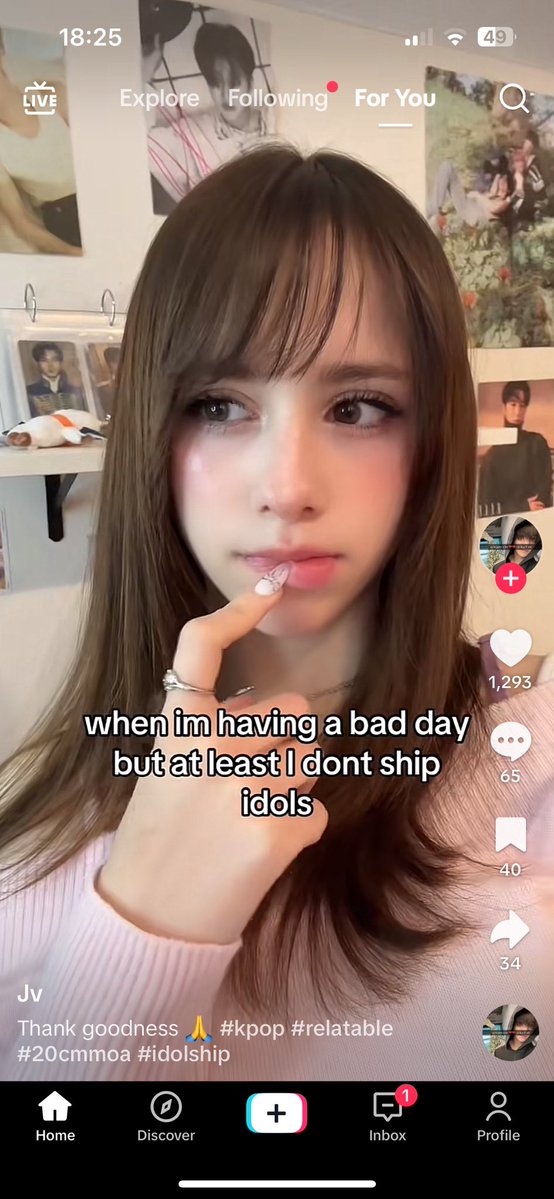 estrogensoulie's tweet image. wrong audience bro I love kpop yaoi and yuri