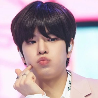 oddinaryracha's tweet image. agr eu sou o seungmin bicudo