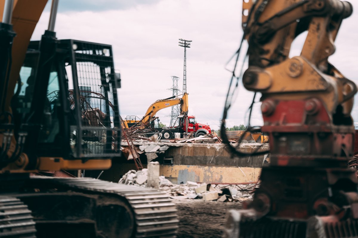 — Equipment sized right for the scope of the job.

#demolition #construction #heavyduty #mgiconstruction #build #heavyequipment #constructinghistory #mgicorp #remodling #demolitionday