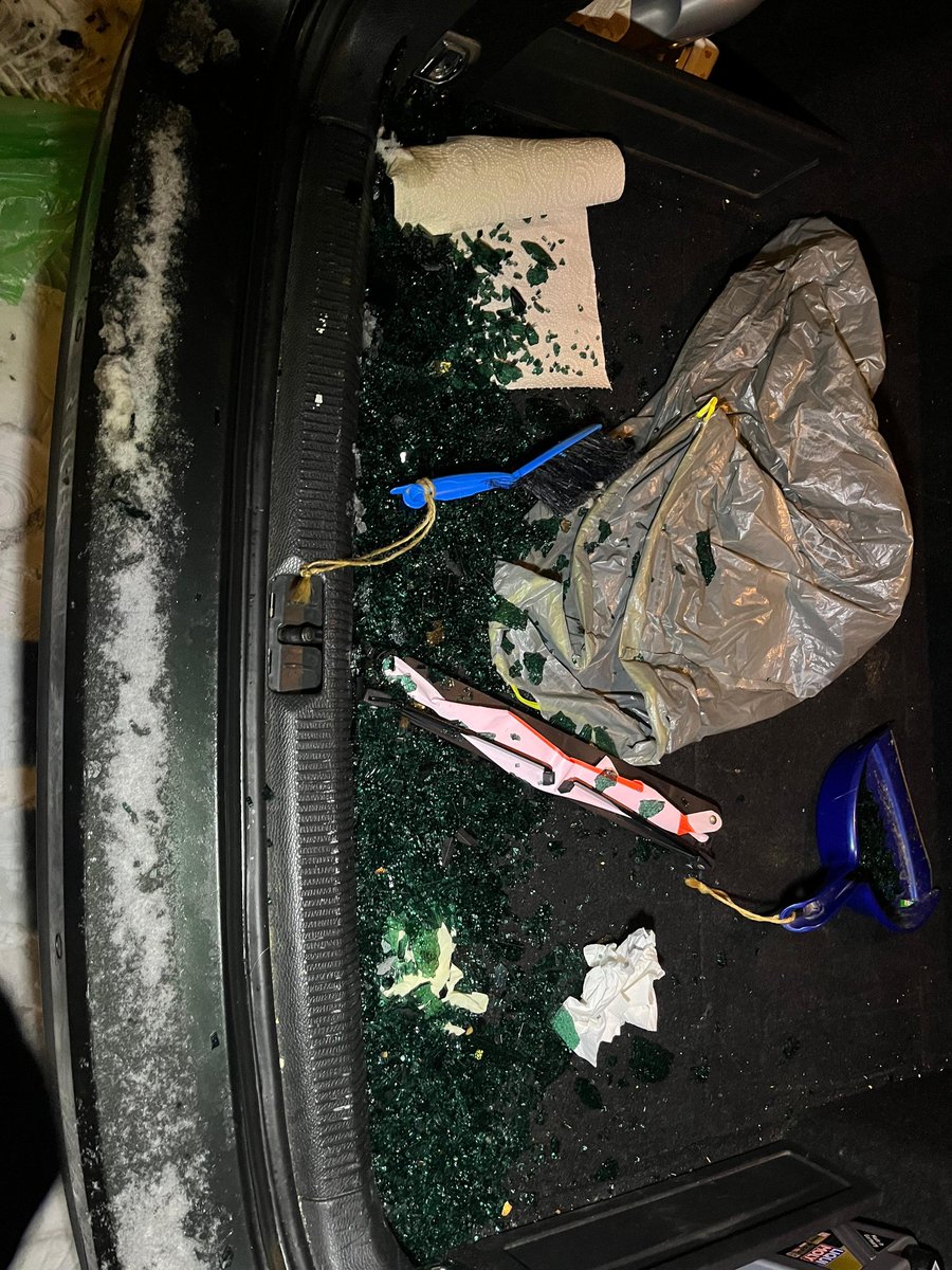 ℕ𝕖𝕣𝕠 𝔽𝕠𝕩𝕡𝕒𝕨 tweet media