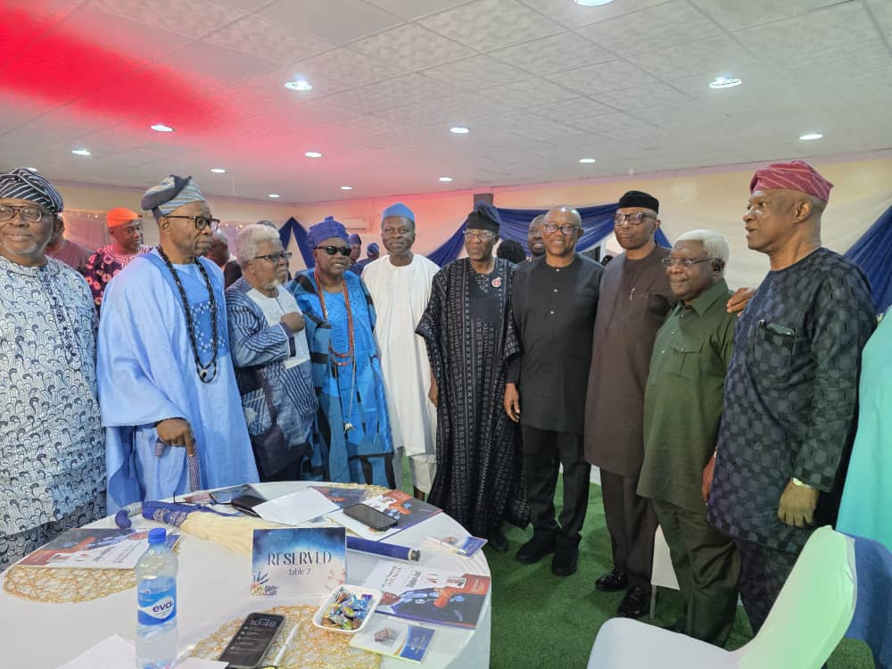 PeterObi's tweet image. The Manifesto of a Stubborn Goat

Earlier in the day, after engaging with students at Dominican University, I attended the unveiling of “The Manifesto of a Stubborn Goat,” written by Professor Akinyemi Onigbinde, in Ibadan. Reading the book reminded me of “Growing Apart” by…