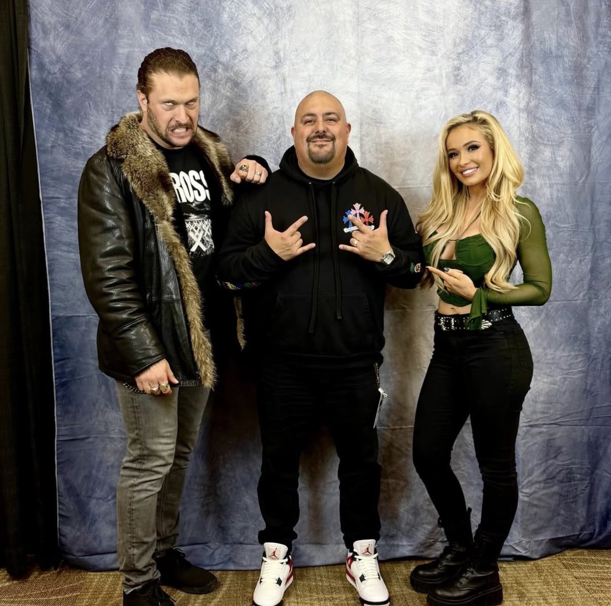 Scarlett tweet media