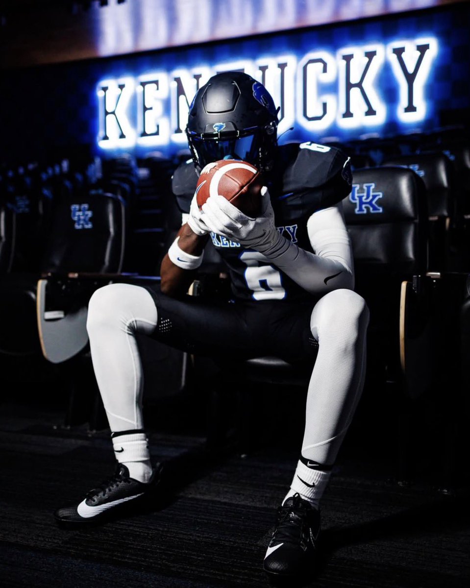 Armani Strong tweet media