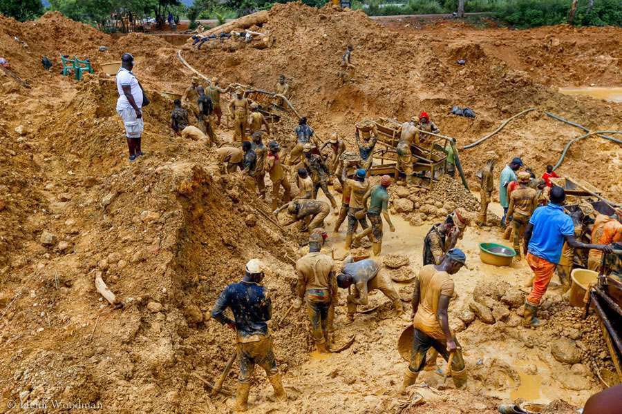Galamsey IS environmental terrorism!
Those engaging in it at any level should be treated as what they are… TERRORISTS! 
The Government is FAILING us!!!
#StopGalamseyNow #BrownMonday