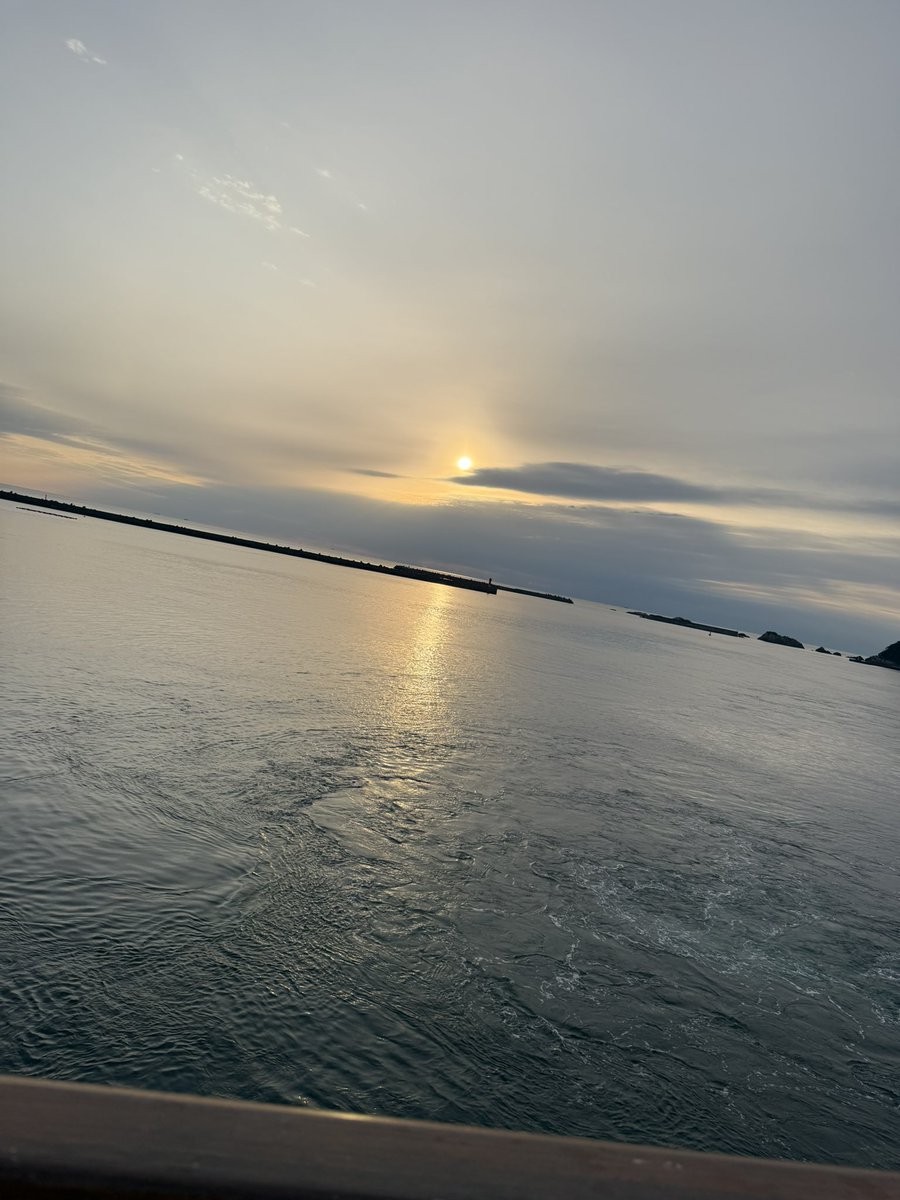 おはようございます☀
寝てる間に新宮市に到着🚢