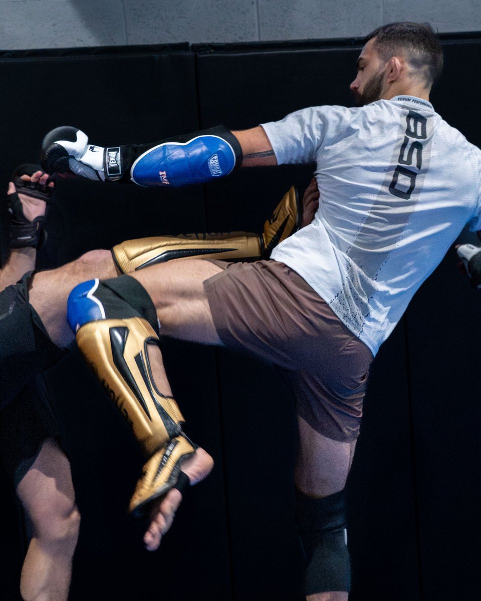 UFC tweet media