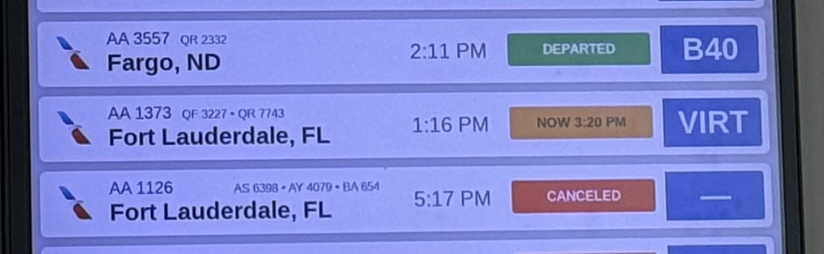 ksd823's tweet photo. @AmericanAir so far two flight attendants have timed out, our pilots are about to time out, and our gate agent just announced that he has timed out and is out of here. You are paying a lot of people to sit here watching a lot of aircraft sit here and go nowhere. https://t.co/H38CXJQ4h7