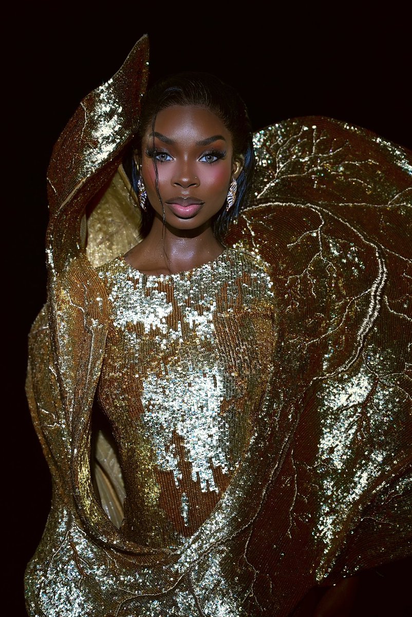 LashaeAsh's tweet image. Rahul Mishra✨