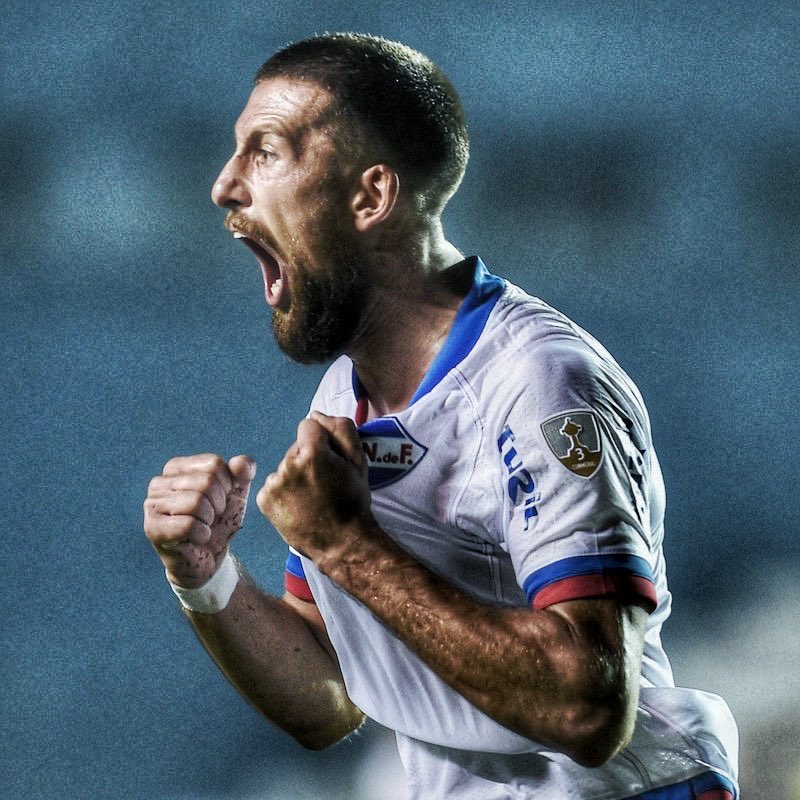 DebateSL's tweet photo. “ESTOY FELIZ de llegar a un CLUB TAN GRANDE como #SanLorenzo.
Soy un jugador con carácter, con mucha agresividad, que VA A DEJAR LA VIDA por la camiseta.
En el momento que apareció #SanLorenzo NO DUDÉ en agarrar mis cosas y venir”.
🗣️🎙️ Guzmán #Corujo en #DSportsRadio https://t.co/P8DGhGin23