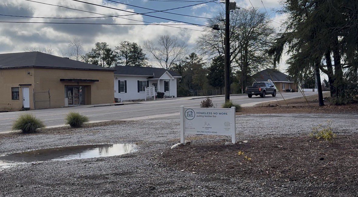 Karanoelle04's tweet photo. Homless shelters across Columbia stepped up help those in need during the cold weekend. 
More on The News at 5 @wachfox https://t.co/IOXlZSY0bv