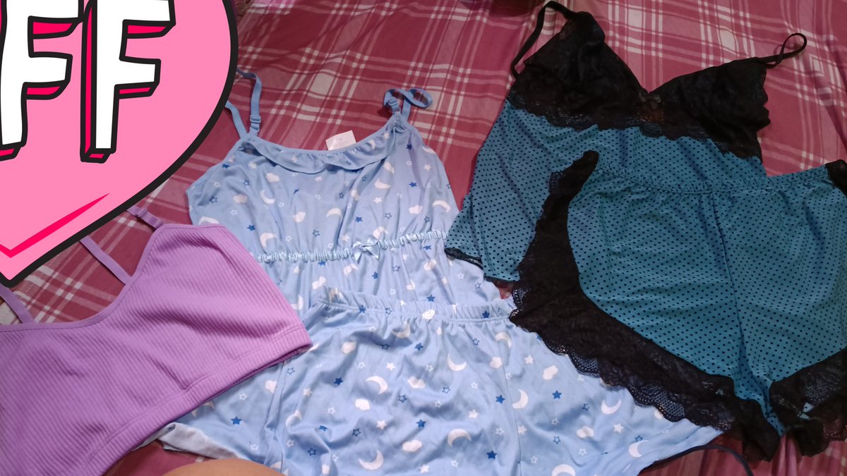 elfbaricepeach's tweet image. primeira do ano oficial agora 😜🤘

uns R$450 fácil ai