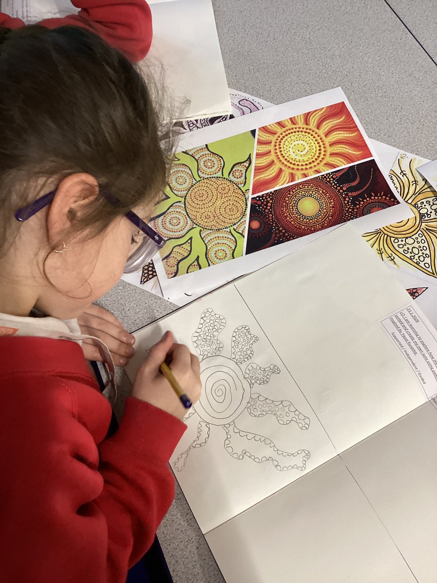 TISElmClass's tweet photo. Wow! As part of our ‘Playful Patterns’ topic in art, Elm Class have produced some great sun designs using lines and shapes. 🎨 @TownvilleIS https://t.co/jHQPscsmTf