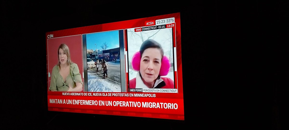 Veo cada día menos <a href="/C5N/">C5N</a>.  Vergüenza lo que hicieron con la periodistas <a href="/SilSterinPensel/">SilvinaSterinPensel</a> 
Por suerte me informó por otros medios que no se venden.
