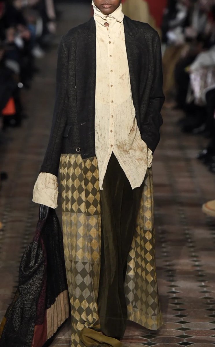 yohjiyamatomato's tweet photo. Uma Wang rtw autumn 2018 https://t.co/dtc8KYX9N1