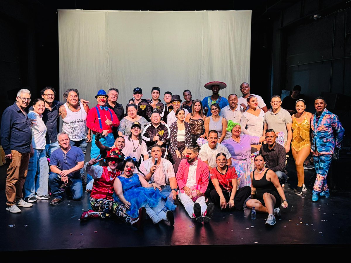 ¡El escenario también es una escuela! 🎶✨
Vivimos la 2da jornada de Showcase Creativos con las Escuelas Culturales ,una explosión de talento en artes circenses, música urbana, danza y más. 🎪🤹
<a href="/GobValle/">Gobernación Valle del Cauca</a>  Fortalecemos el ser a través del arte. #Cultura  #ValleDelCauca