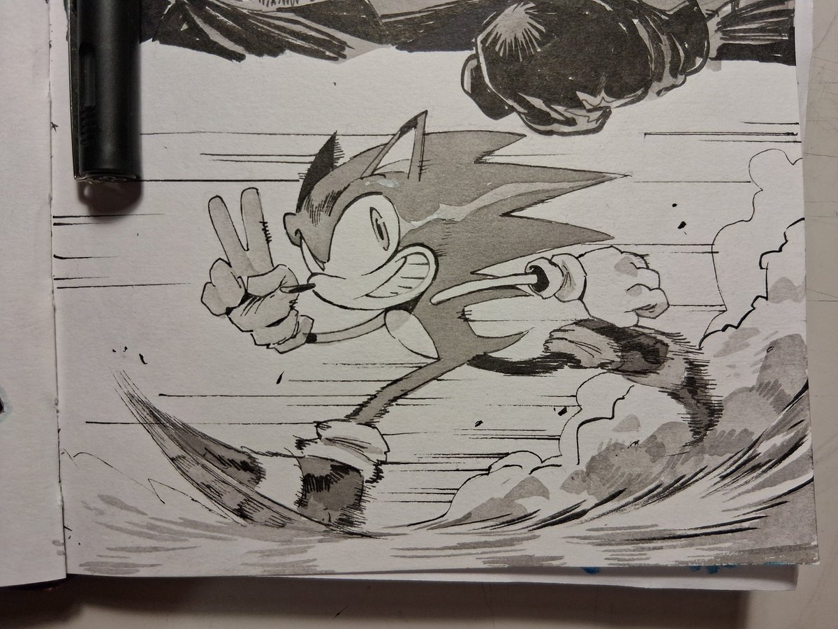 DrwSnt's tweet image. grey blur?