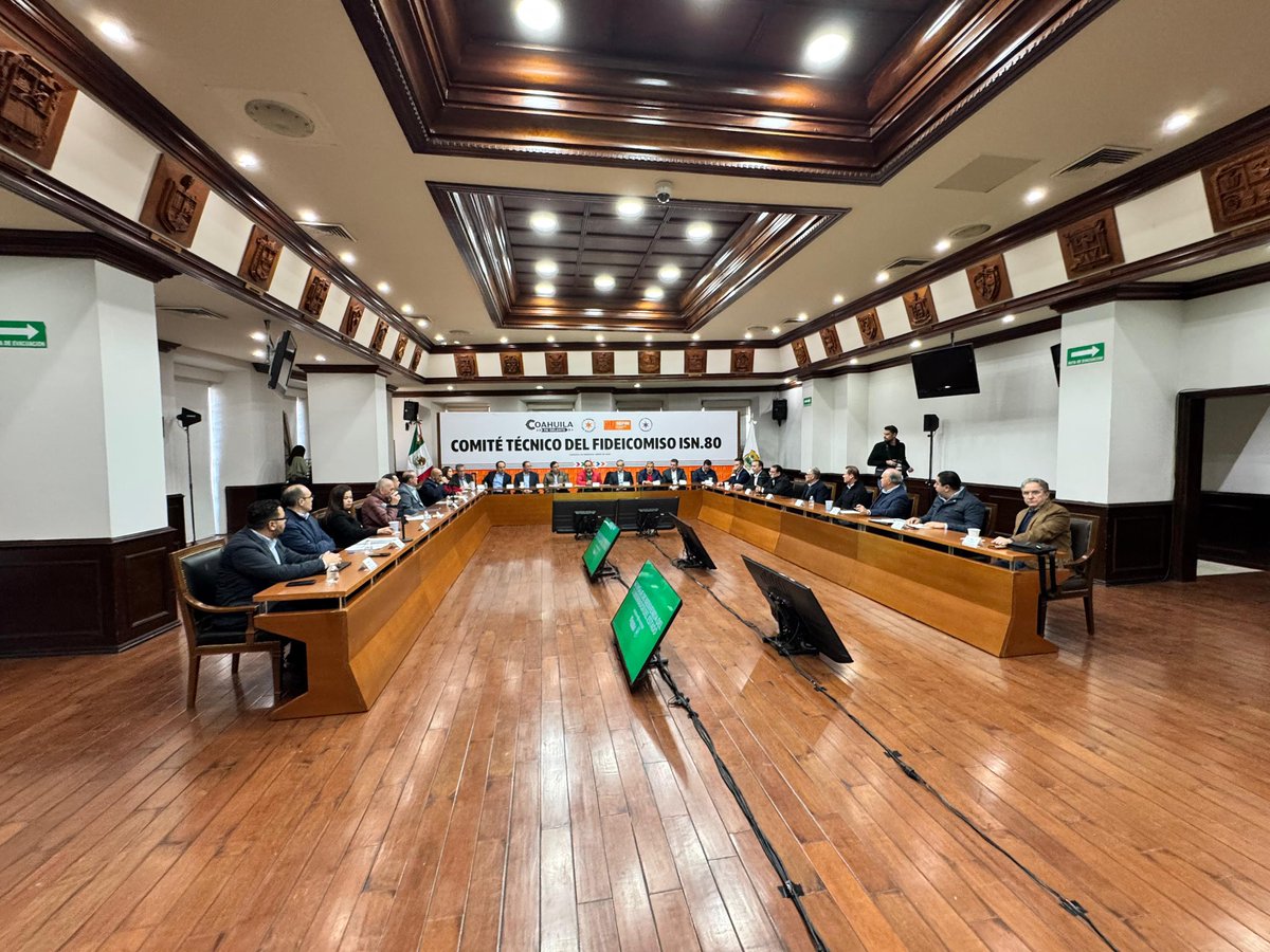 En #Saltillo en el Comité Técnico del Fideicomiso ISN.80 #CoahuilaPaDelante #APasosDeGigante