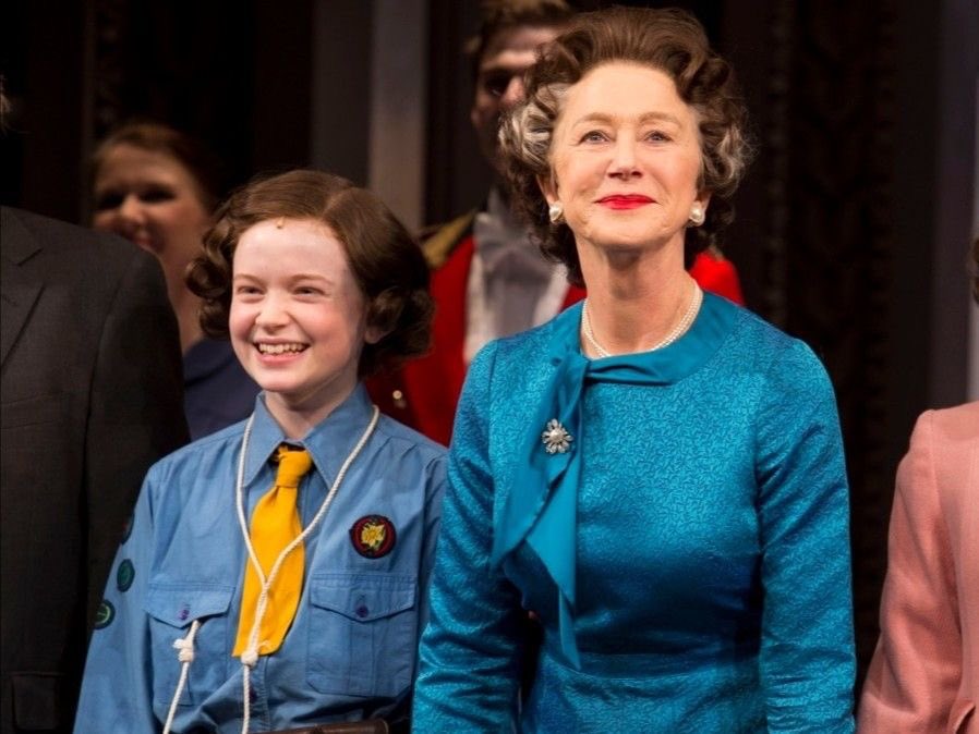 blovessadie's tweet image. SADIE SINK ON STAGE AGAIN IN LESS THAN 2 MONTHS WHO ELSE CHEERED 👏👏👏