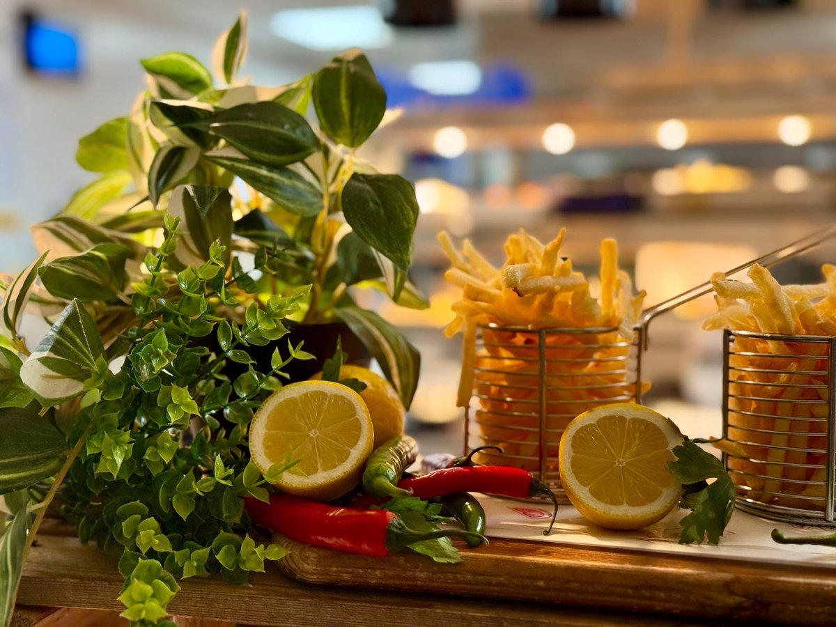 Holroyd Howe @Kingsmac tweet media