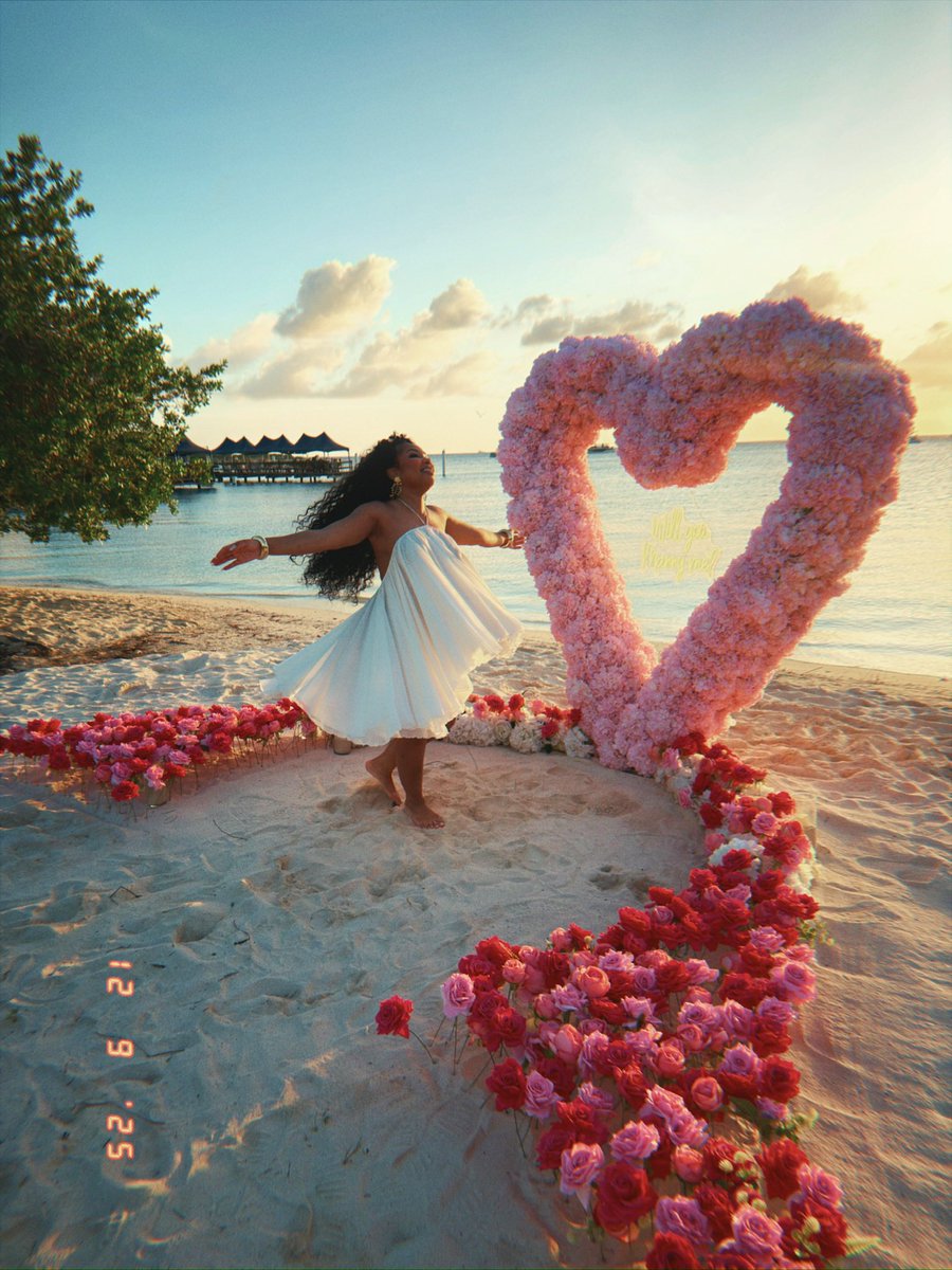 Still obsessed with my engagement! 💍💖
Literally in LaLa land ☁️✨ 

My husband, my husband, my husband. Currently Planning our wedding.