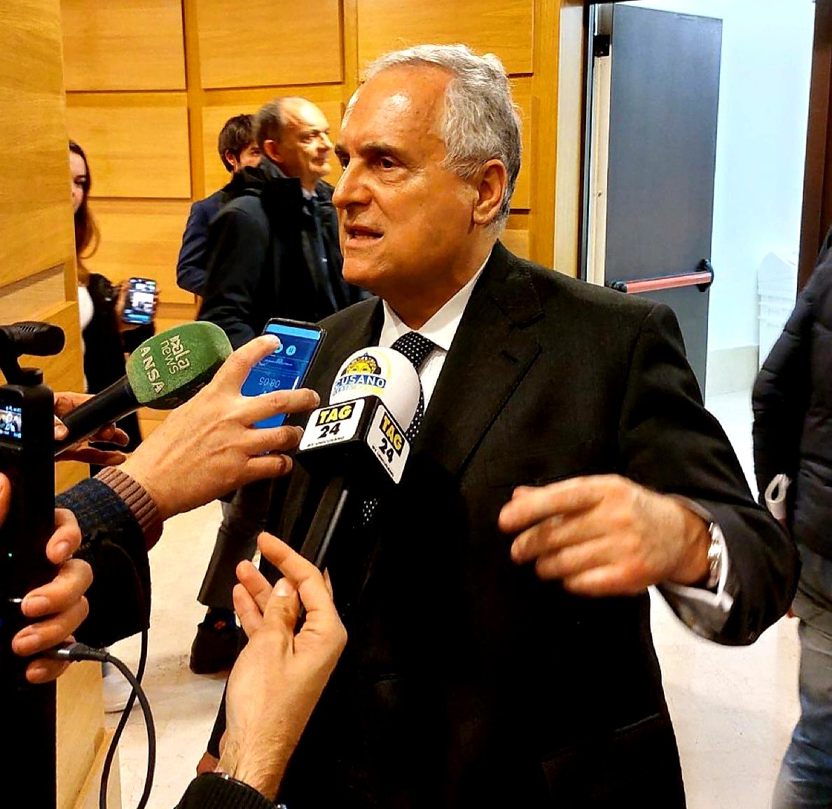 Lazio_Land's tweet image. Claudio #Lotito 🎙 "More incoming players?  Director #Fabiani is at work.  Daniel #Maldini &amp;amp; Edoardo #Motta arrived today, the mercato closes February 2nd." #Lazio