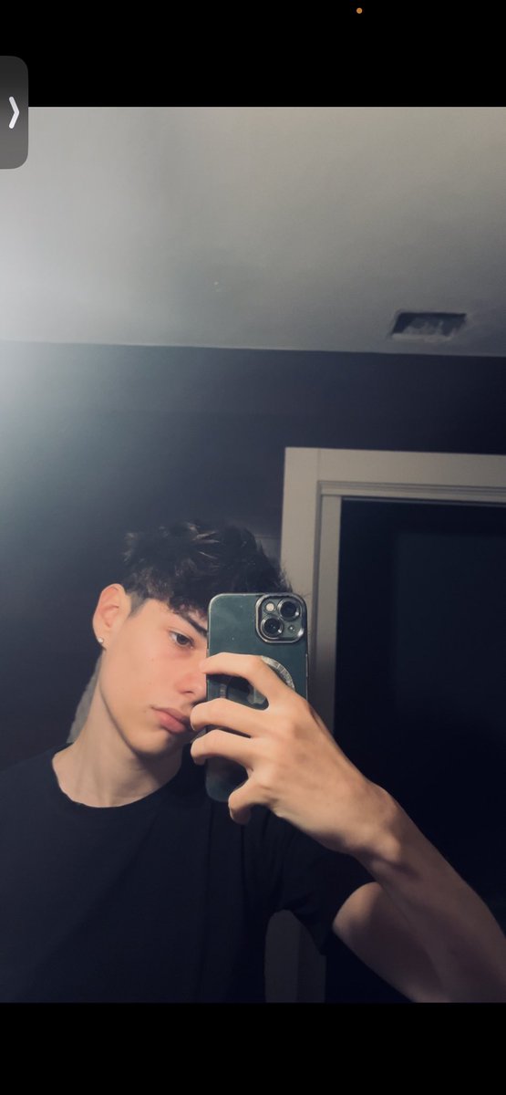 dxxxttttr tweet media